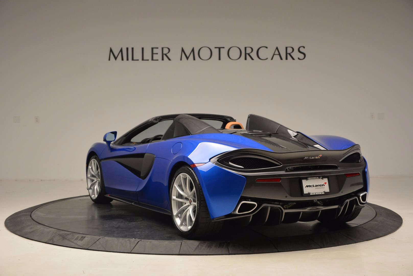 Pre Owned 18 Mclaren 570s Spider For Sale Special Pricing Aston Martin Of Greenwich Stock Mc316