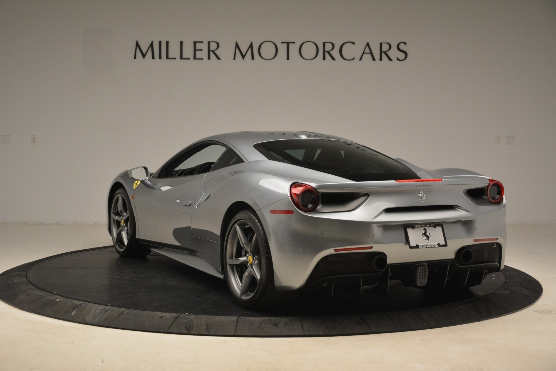 Pre Owned 2017 Ferrari 488 Gtb For Sale Special Pricing Aston Martin Of Greenwich Stock 4479