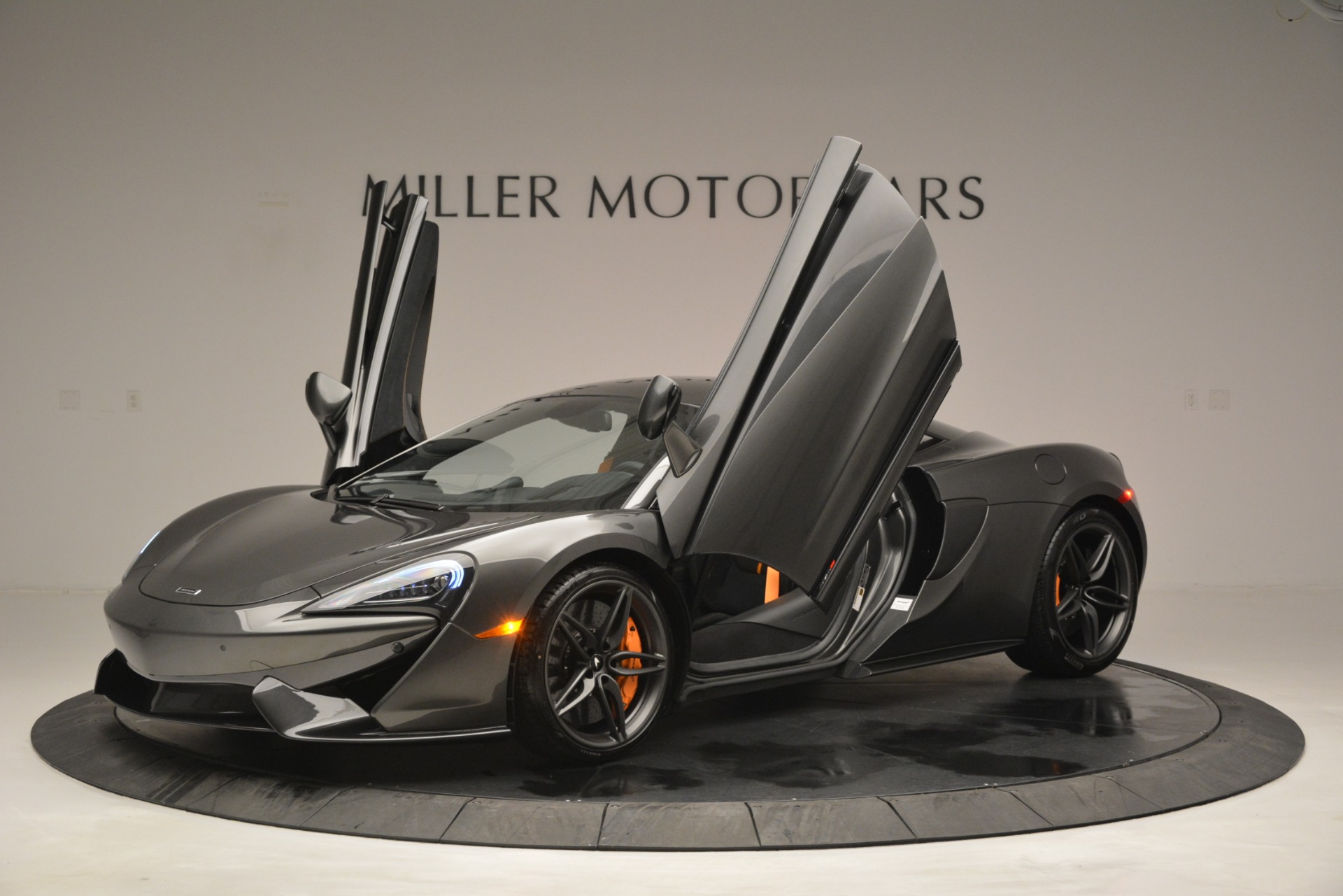 New 19 Mclaren 570s Coupe For Sale 0 740 Aston Martin Of Greenwich Stock Mc412