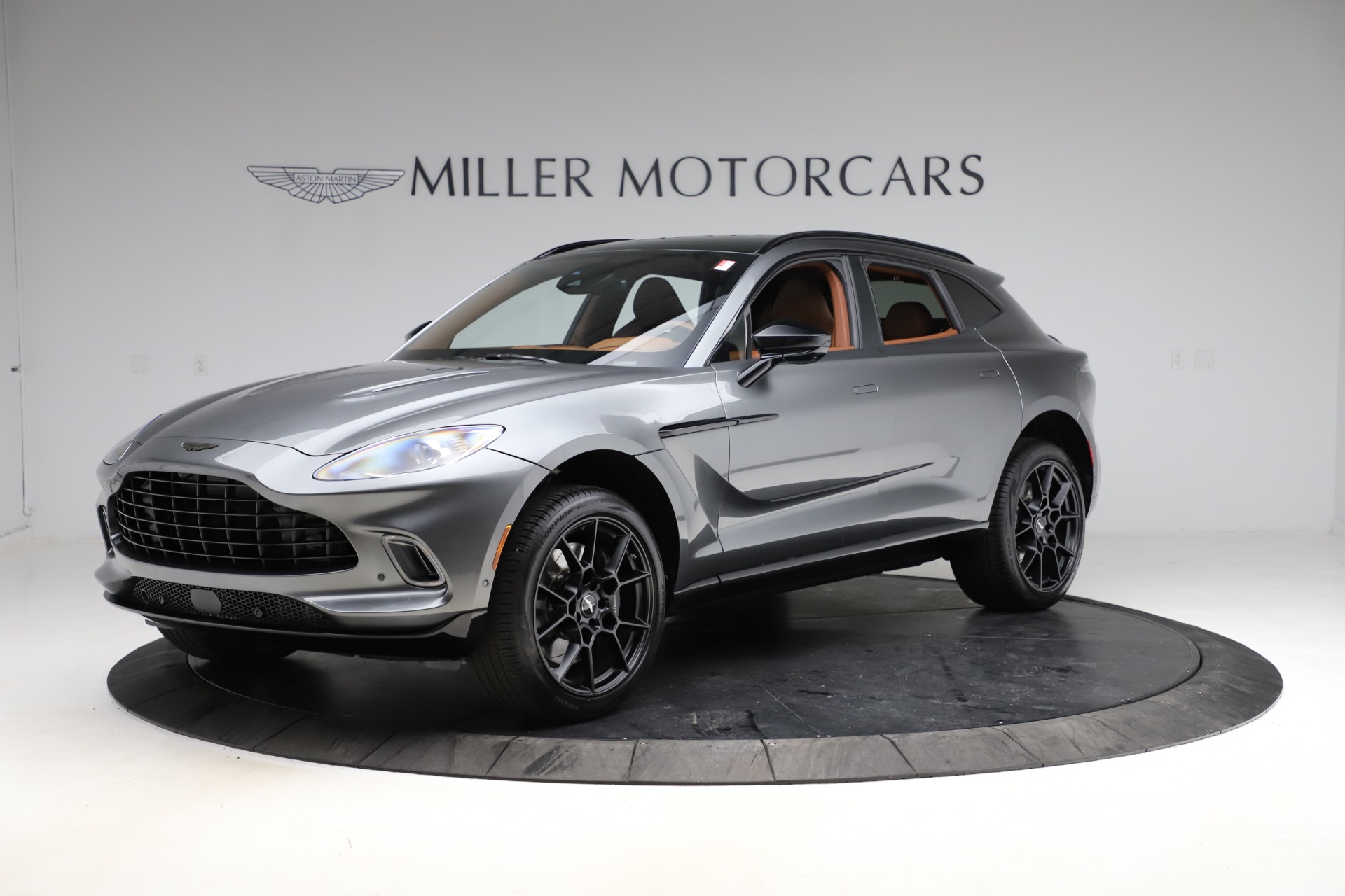 Used 2021 Aston Martin DBX Base with VIN SCFVUJAW2MTV00685 for sale in Greenwich, CT