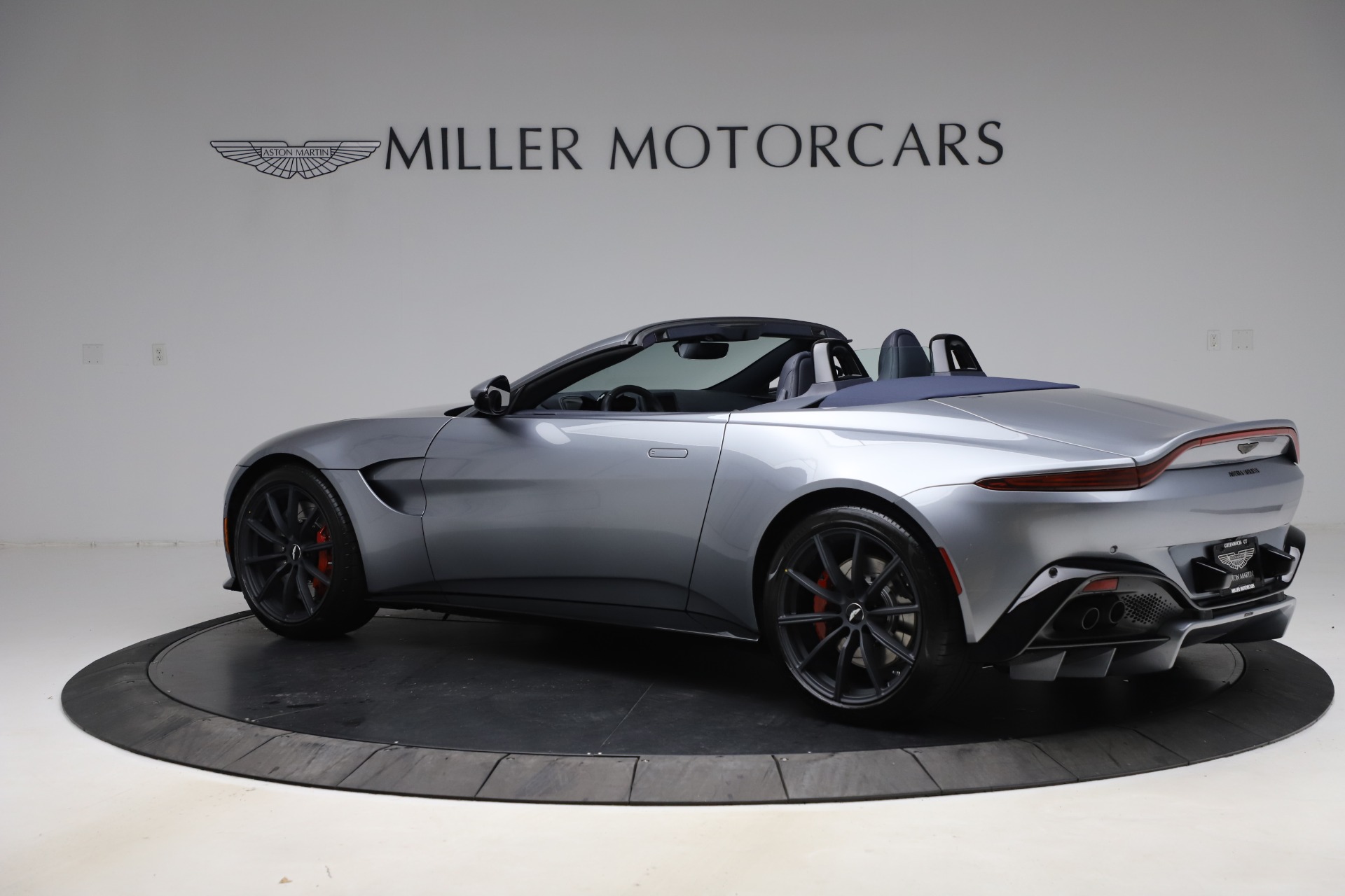 New 2021 Aston Martin Vantage Roadster For Sale (Special Pricing