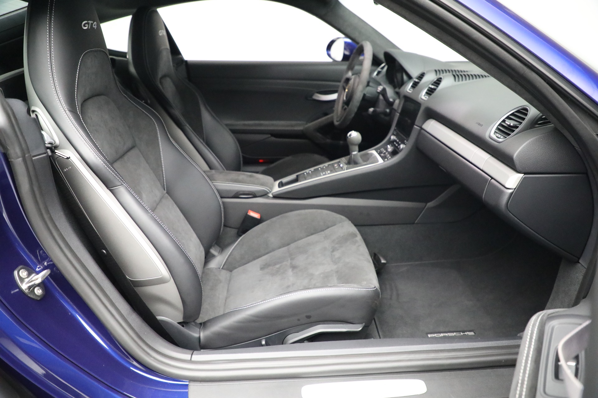 Cayman gt4 clearance seats