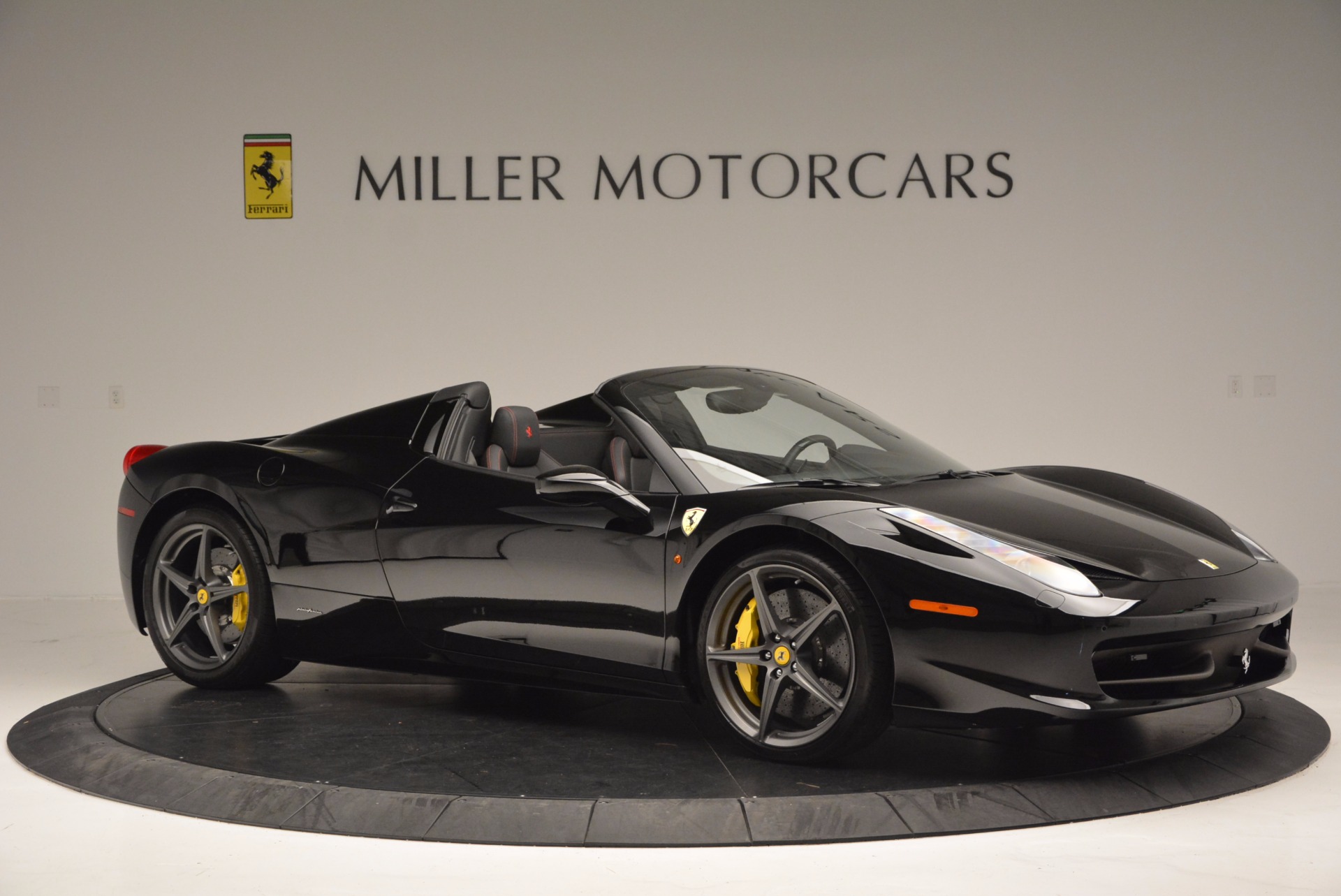 Pre Owned 2014 Ferrari 458 Spider For Sale Special Pricing Aston Martin Of Greenwich Stock 4345